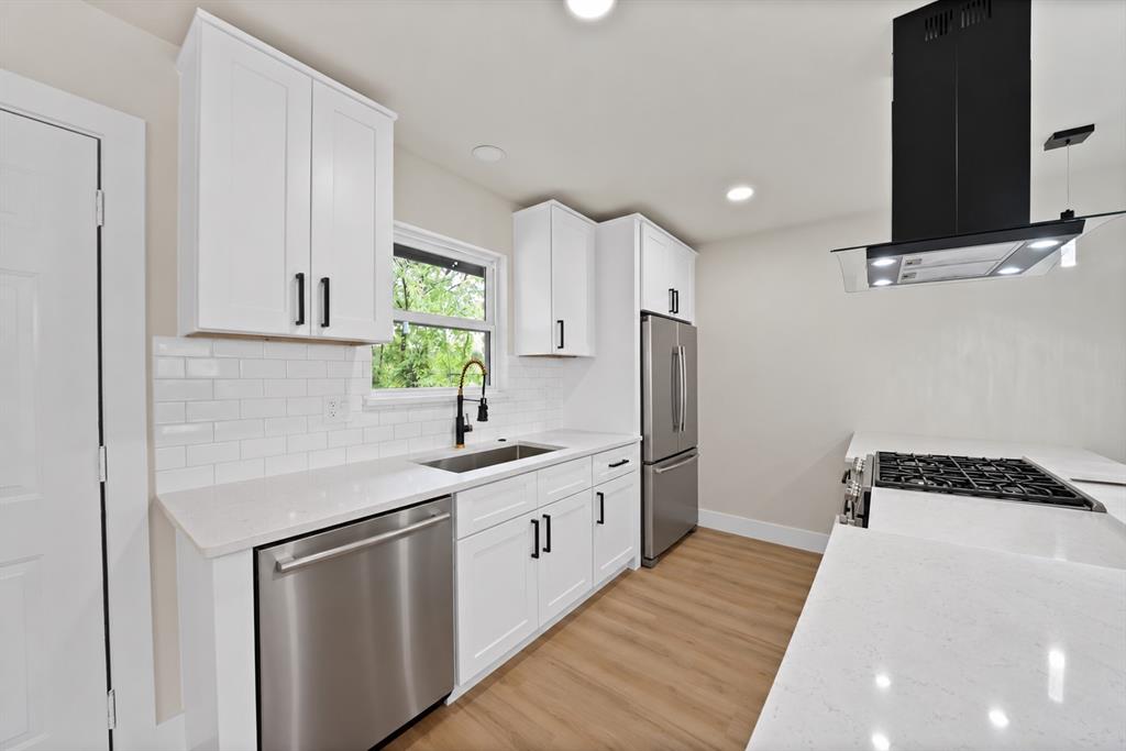 6224 Highland Hills Drive Property Photo 13