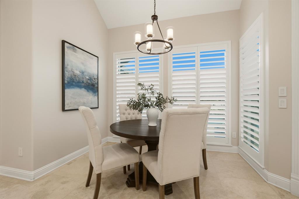 1120 Twin Oaks Drive Property Photo 16