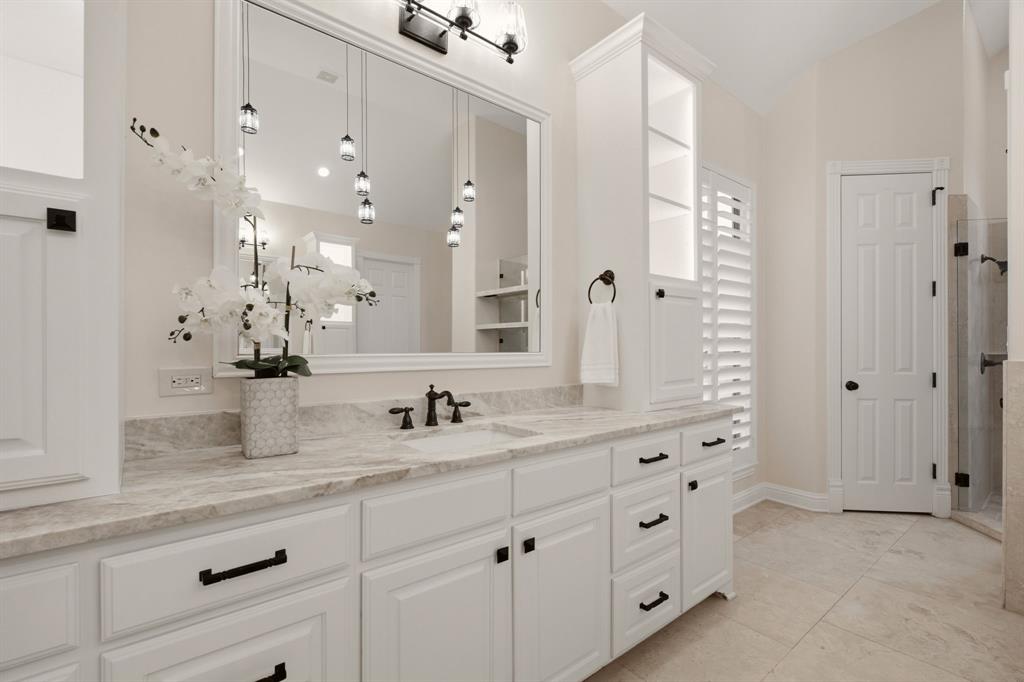 1120 Twin Oaks Drive Property Photo 24