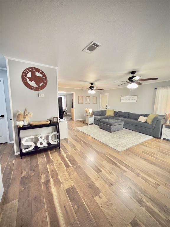 106 S Park Avenue Property Photo 13