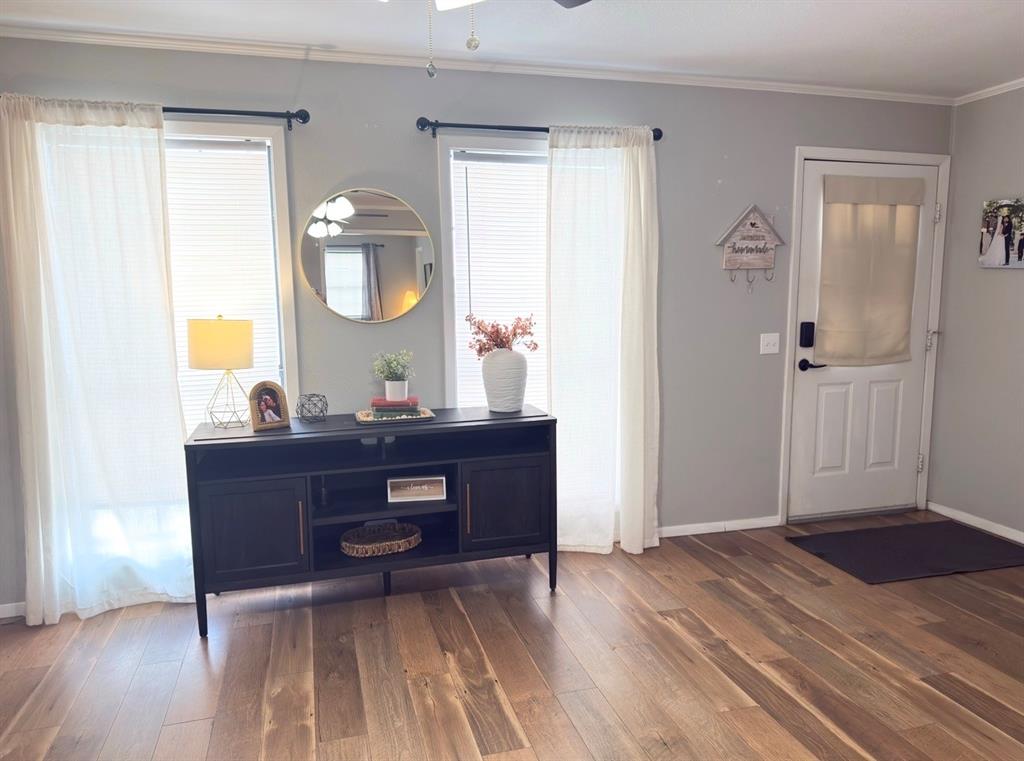 106 S Park Avenue Property Photo 17
