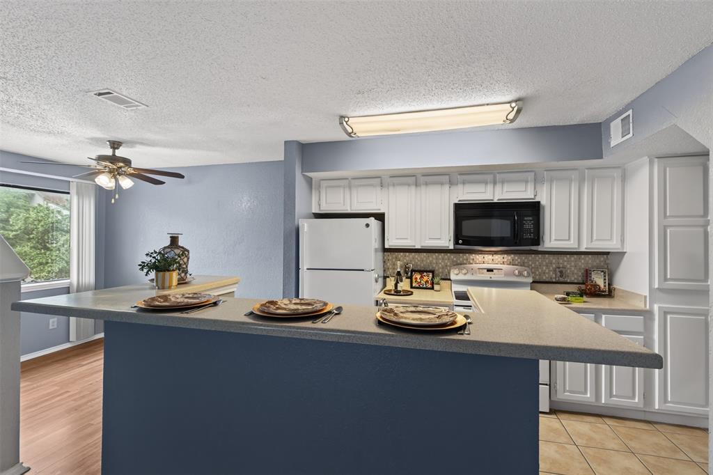 2301 Balsam Drive M210 Property Photo 7