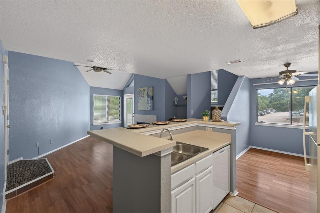 2301 Balsam Drive M210 Property Photo 8