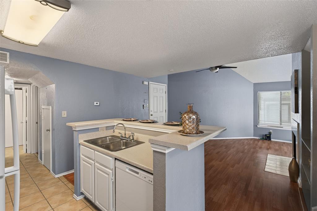 2301 Balsam Drive M210 Property Photo 10