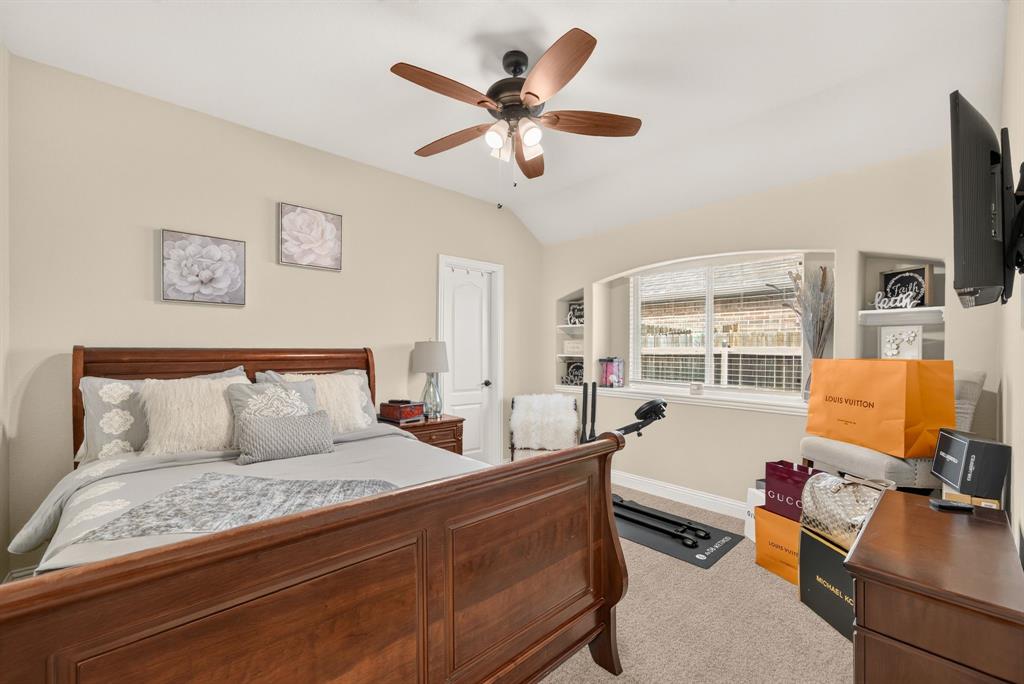 5011 Lake Park Drive Property Photo 17