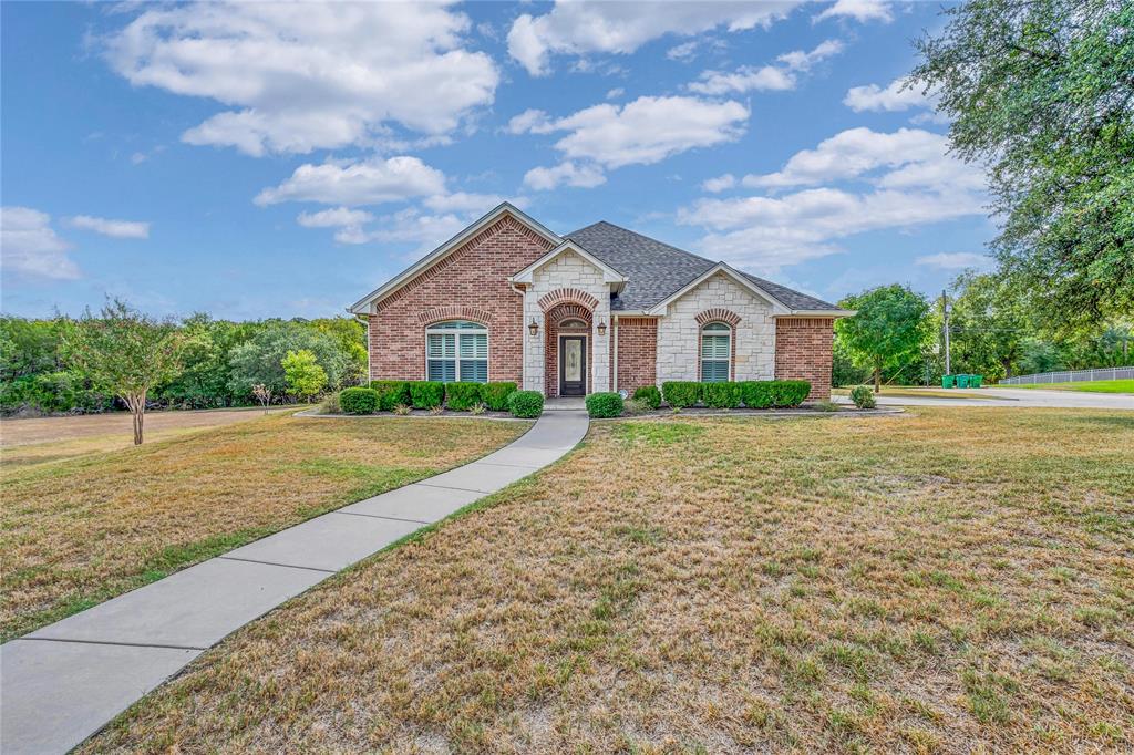 2610 Oak Ridge Property Photo 1