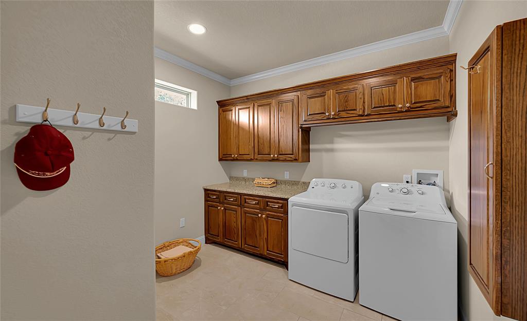 2610 Oak Ridge Property Photo 27
