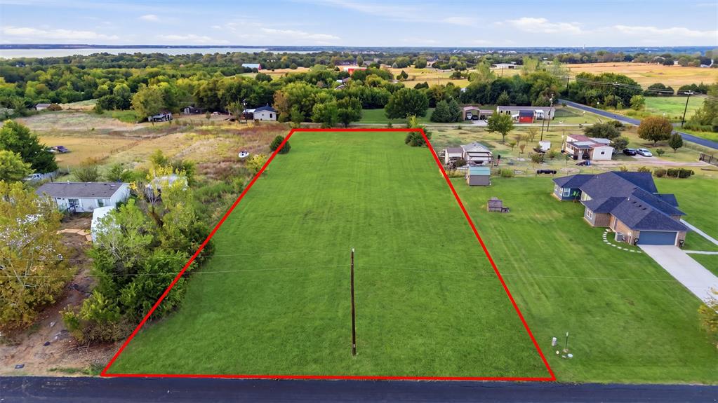 000 Cr-760 Property Photo 2