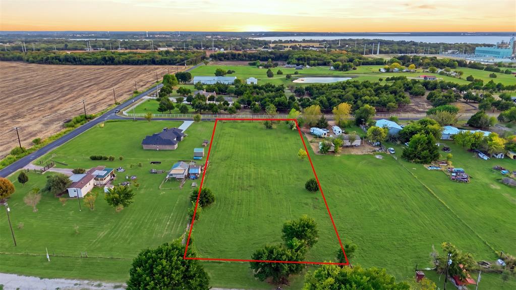 000 Cr-760 Property Photo 5