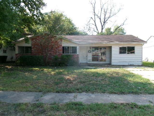 3216 Thunderbird Lane Property Photo 1