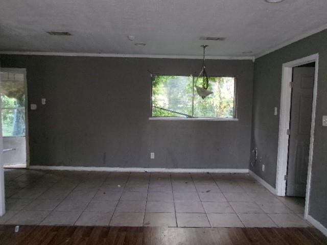 3216 Thunderbird Lane Property Photo 4