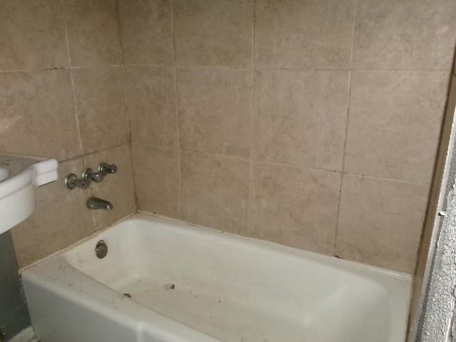 3216 Thunderbird Lane Property Photo 10