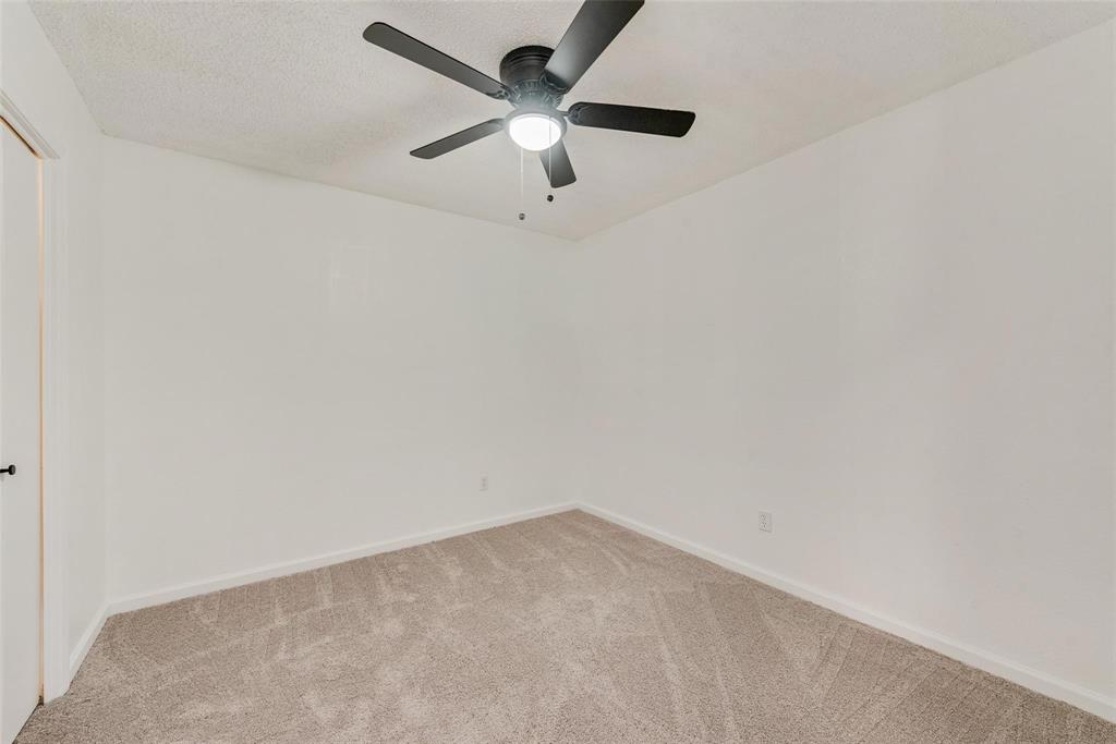 907 Melanie Lane Property Photo 13