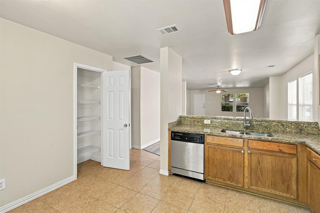 3056 Saint Nicholas Drive Property Photo 11