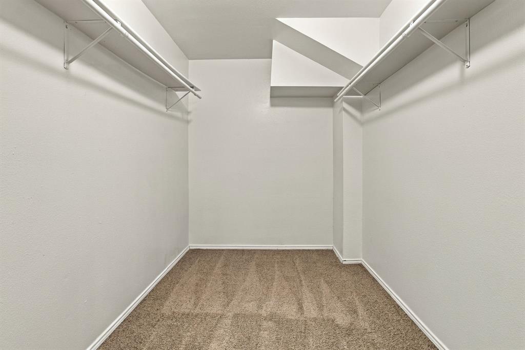 3056 Saint Nicholas Drive Property Photo 15