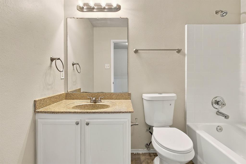 3056 Saint Nicholas Drive Property Photo 18