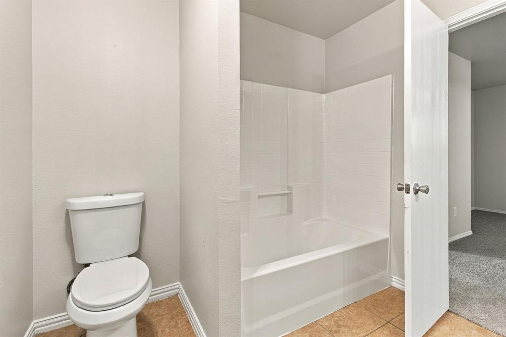 3056 Saint Nicholas Drive Property Photo 19