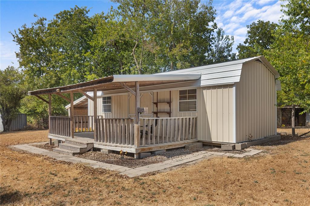 905 8th Street Property Photo 32
