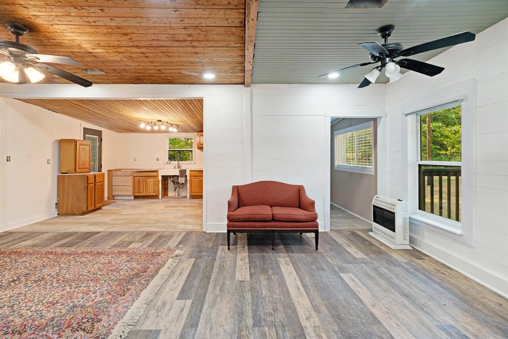 2727 Fm 3298 Property Photo 6