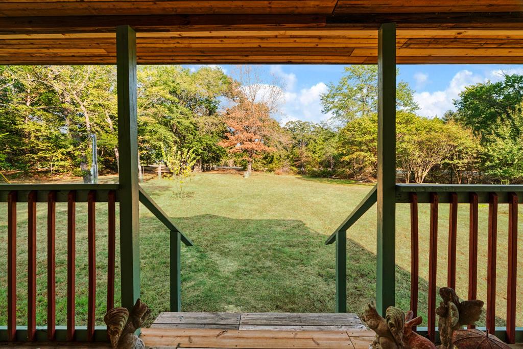 2727 Fm 3298 Property Photo 17