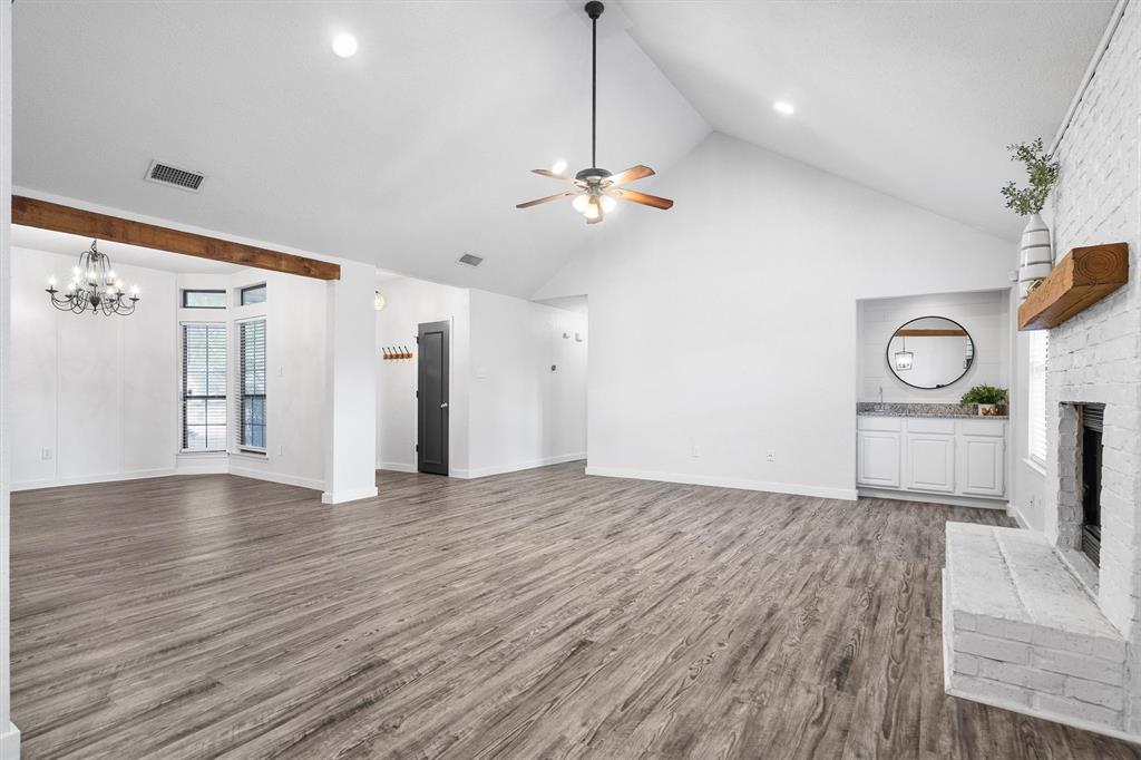 6836 Megan Lane Property Photo 5