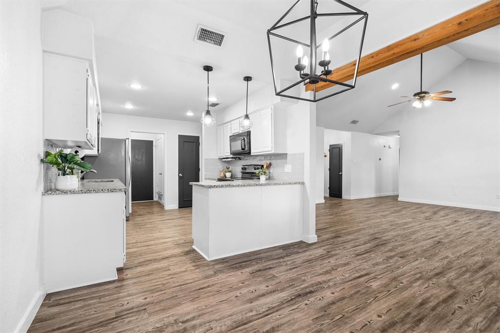 6836 Megan Lane Property Photo 17