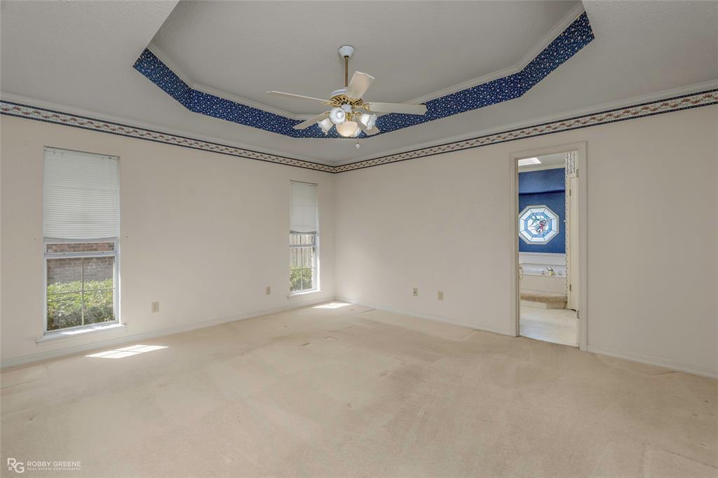 10012 Aylesbury Court Property Photo 14