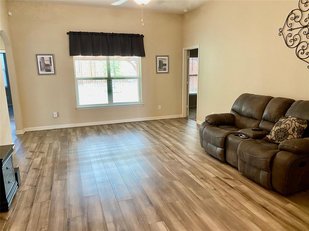217 Bearman Drive Property Photo 18