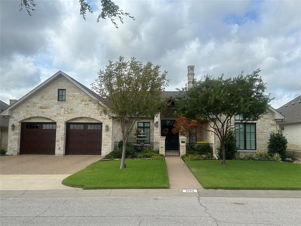 1520 Ridgewood Drive Property Photo 1