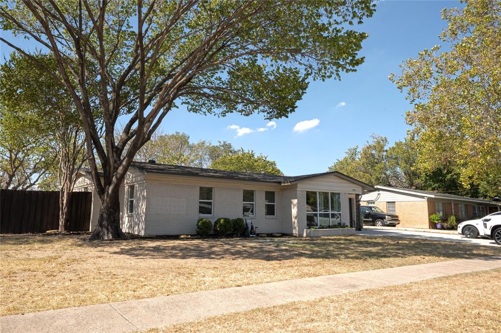 7901 Laura Street Property Photo 2