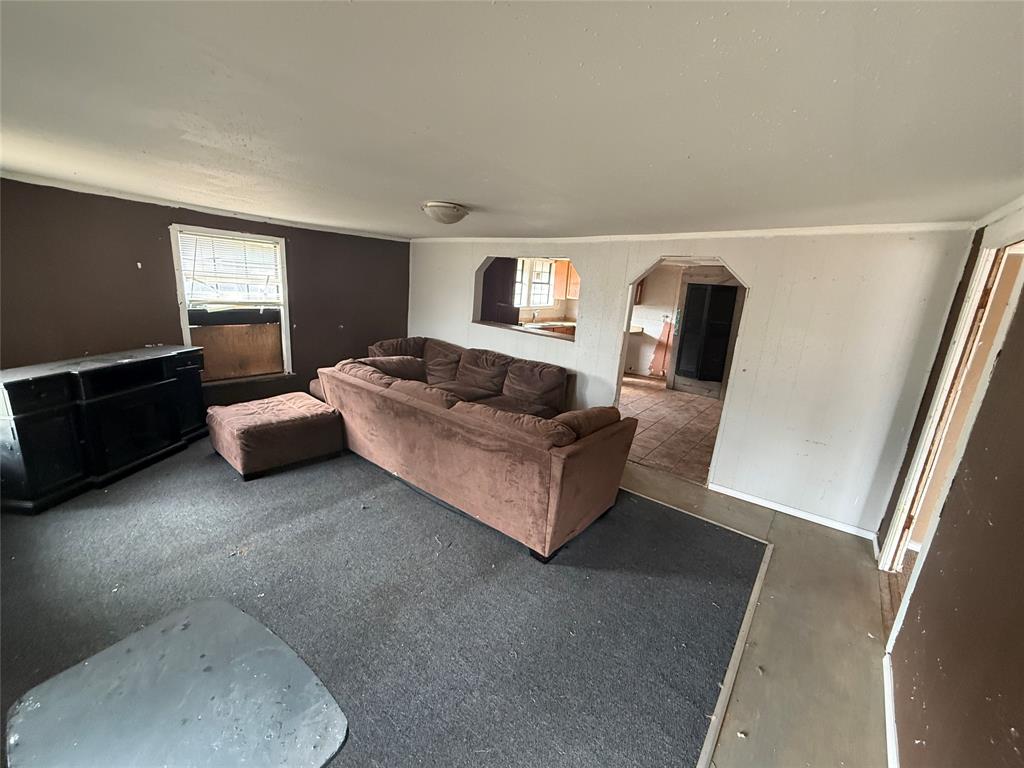 1109 Duke Street Property Photo 4
