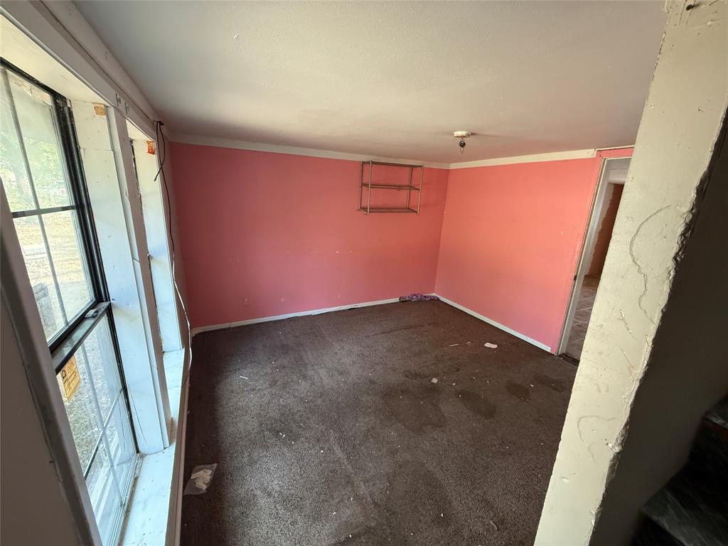 1109 Duke Street Property Photo 10
