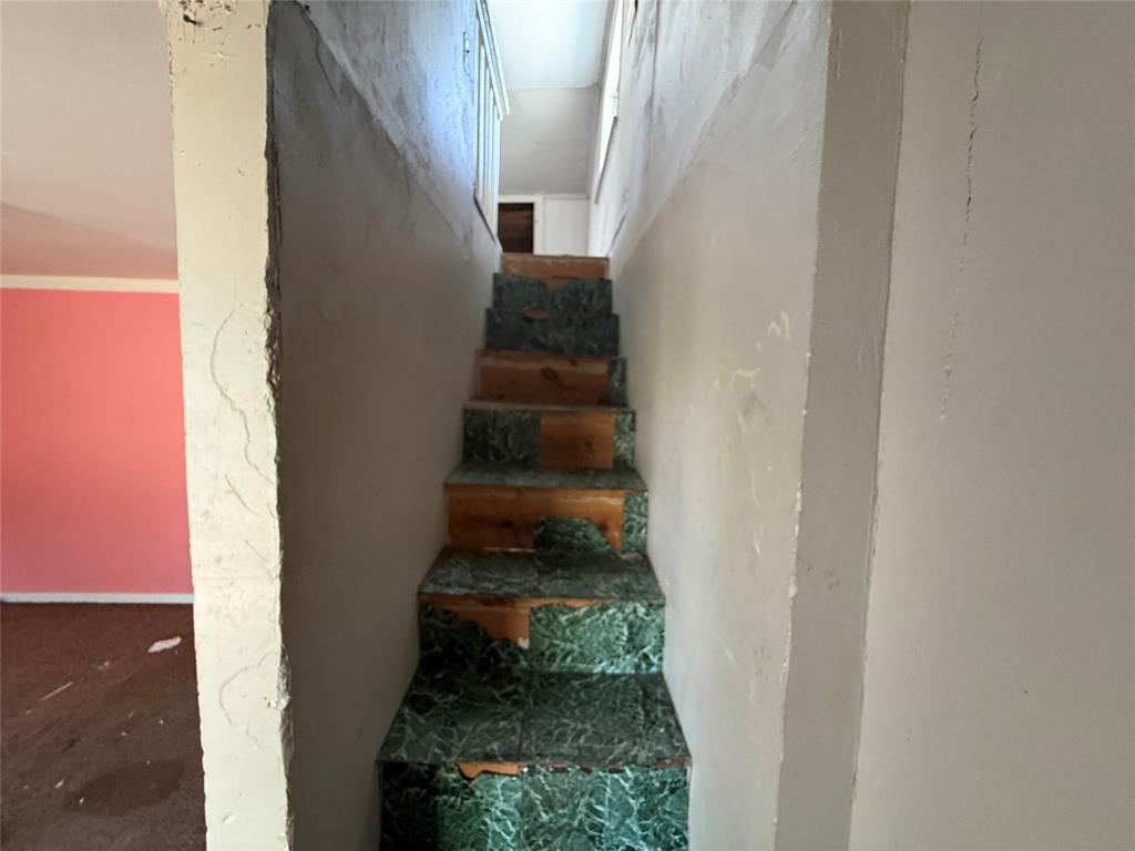 1109 Duke Street Property Photo 20