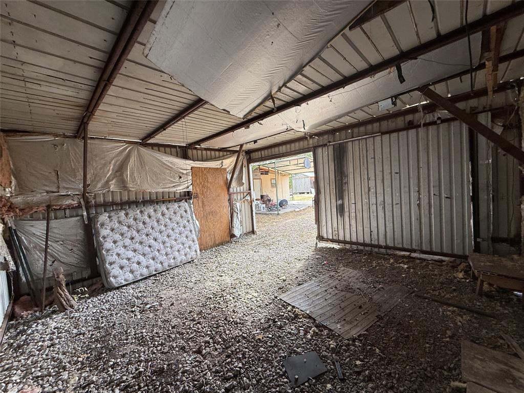 1109 Duke Street Property Photo 23