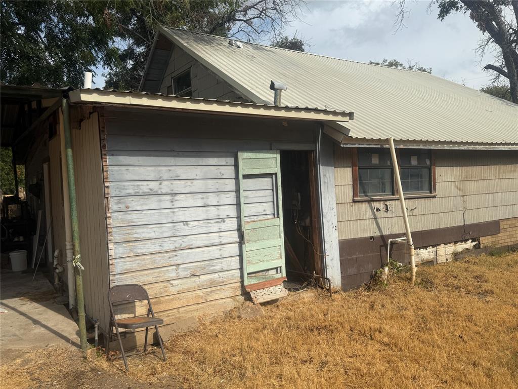 1109 Duke Street Property Photo 31