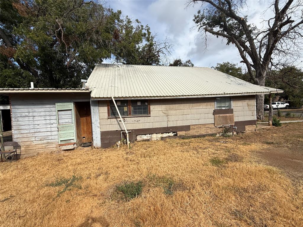 1109 Duke Street Property Photo 32