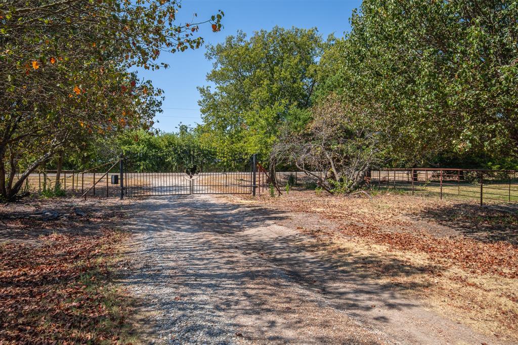 6607 S State Highway 78 Highway Property Photo 1