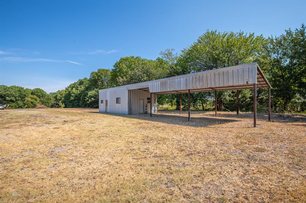 6607 S State Highway 78 Highway Property Photo 10
