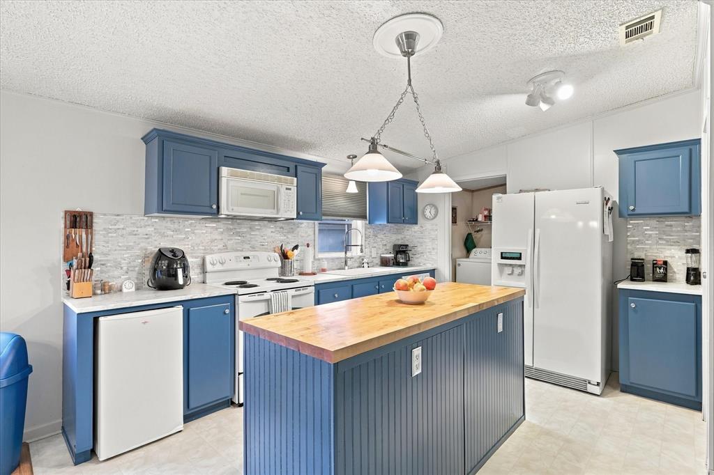 535 Stone Ridge Drive Property Photo 3