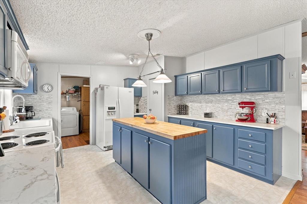 535 Stone Ridge Drive Property Photo 4