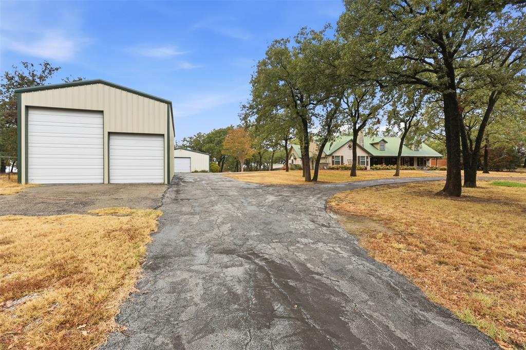211 Private Road 4931 Property Photo 1
