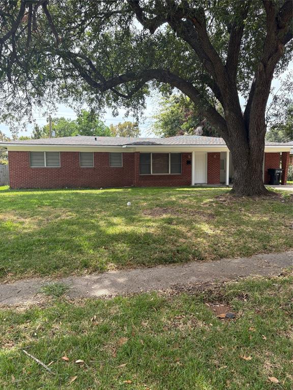 2404 Waverly Property Photo 1