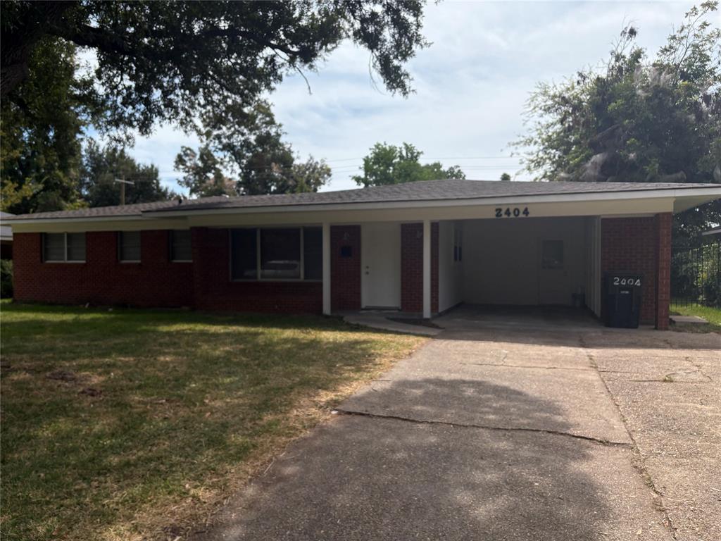 2404 Waverly Property Photo 3