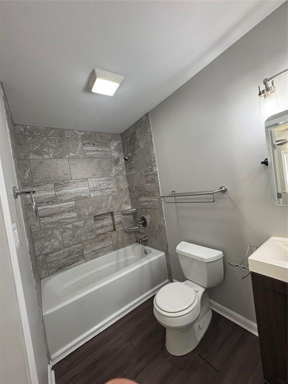 2404 Waverly Property Photo 15