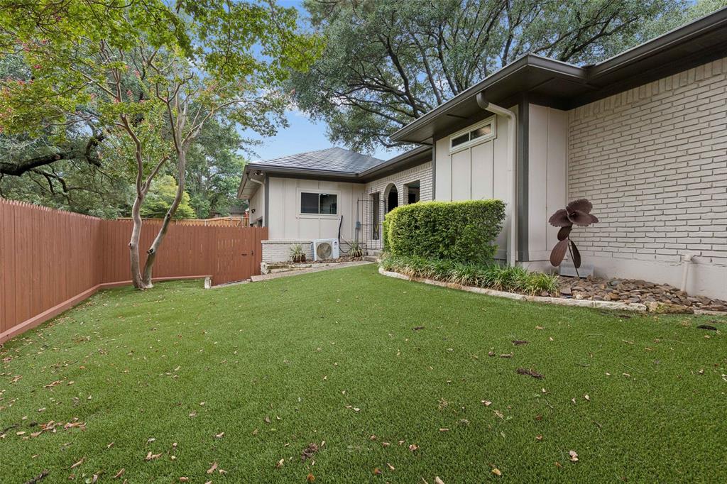 9020 Glen Springs Drive Property Photo 39