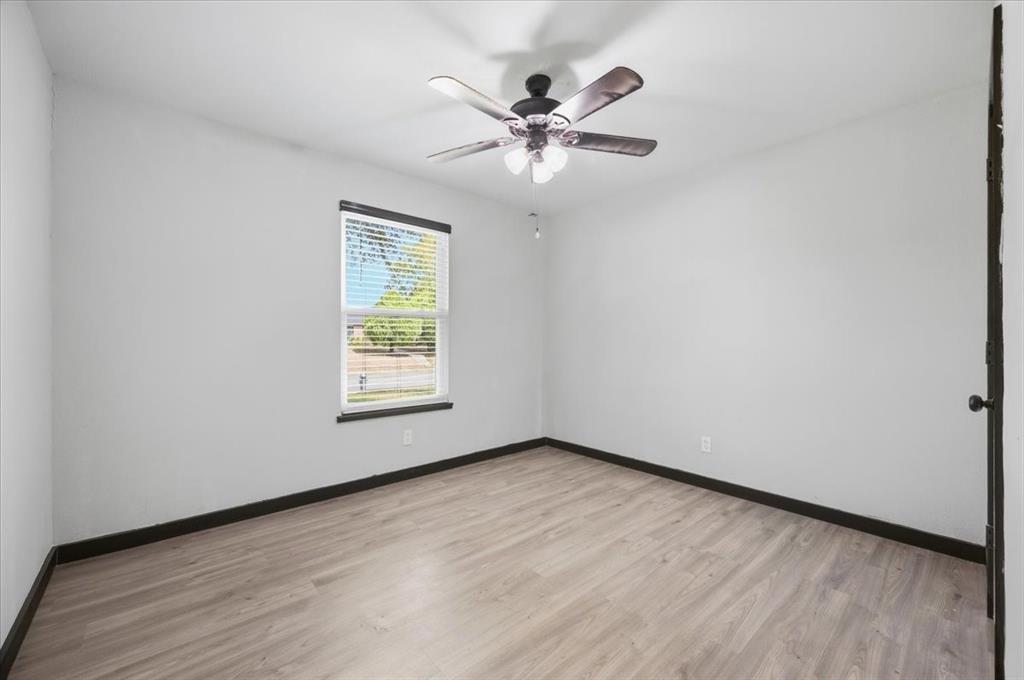 1206 Oakbluff Drive Property Photo 15