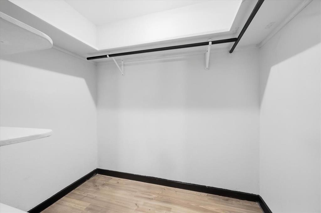 1206 Oakbluff Drive Property Photo 20