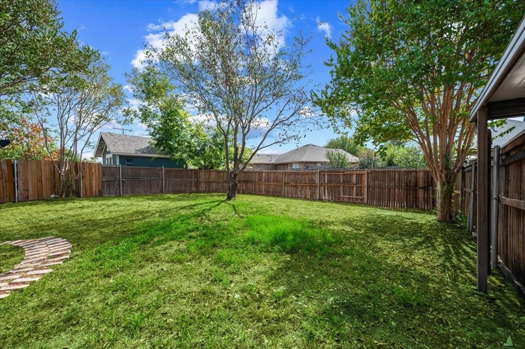 1206 Oakbluff Drive Property Photo 21