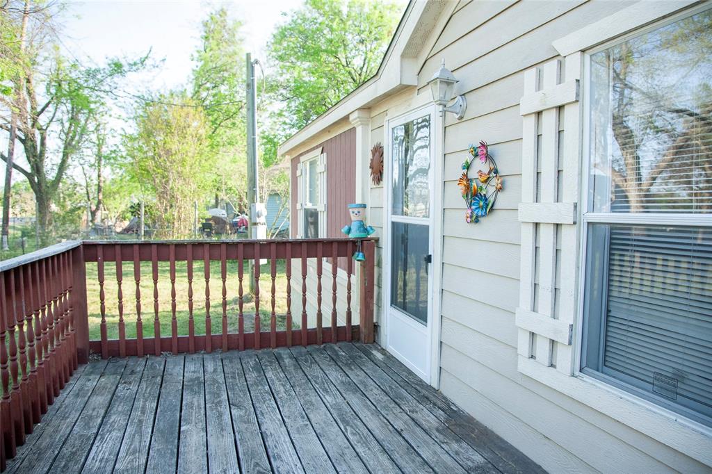 112 Se Front Street Property Photo 2