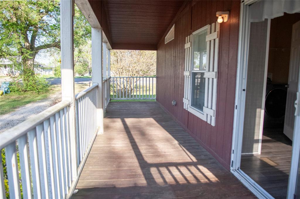 112 Se Front Street Property Photo 14